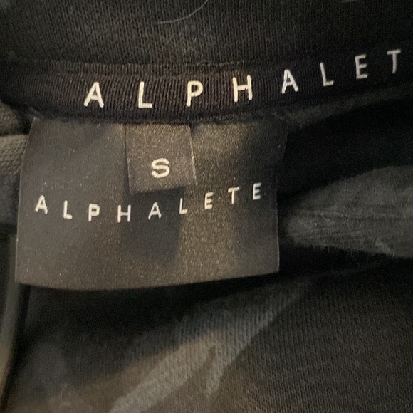Alphalete Cropped Hoodie - Picture 5 of 5